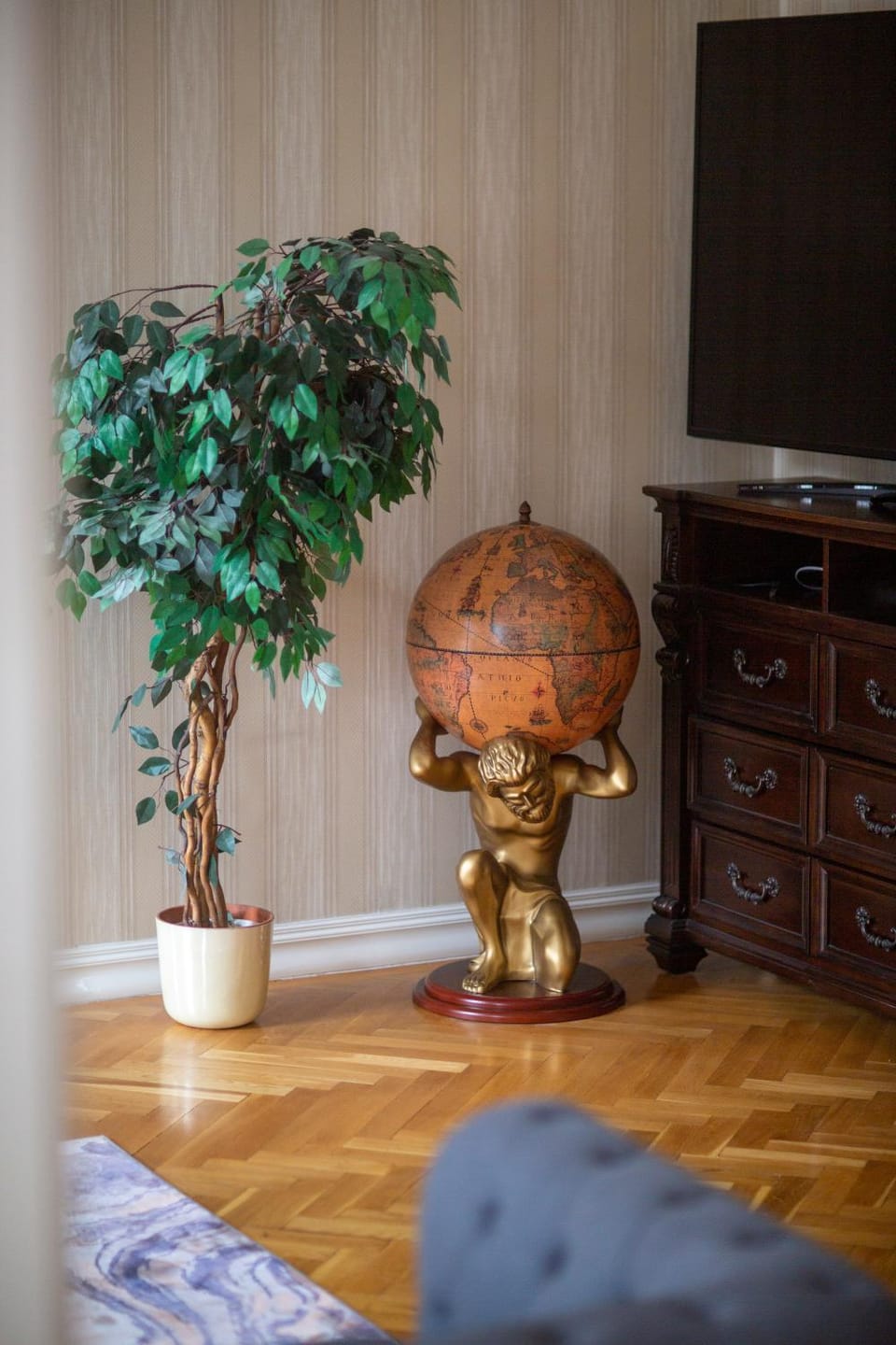 Decorative detail