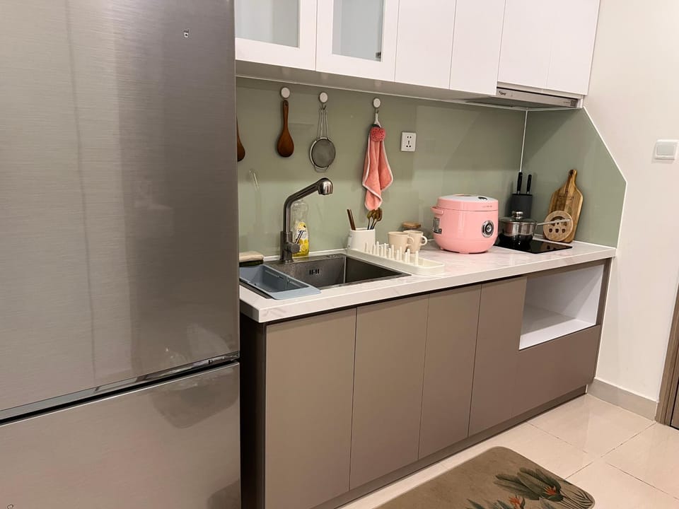 Kitchen or kitchenette, stove