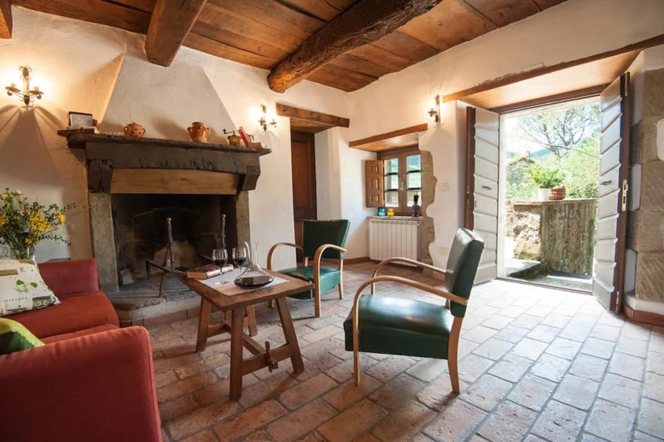 Property building, Living room