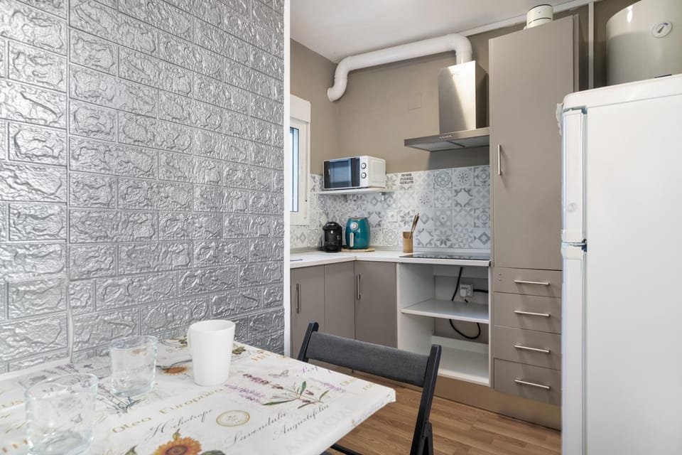 Property building, Kitchen or kitchenette, Living room