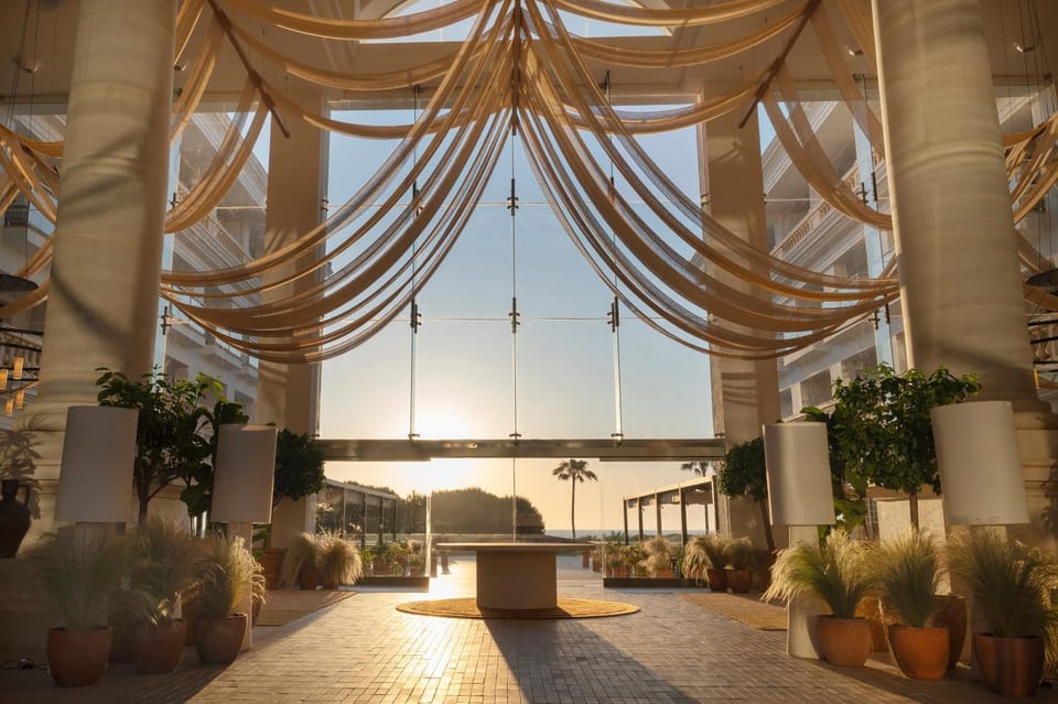 Facade/entrance, Lobby or reception