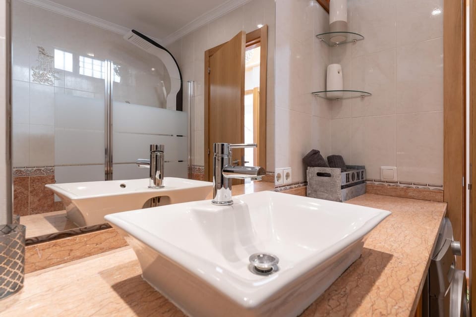 Bathroom, Living room