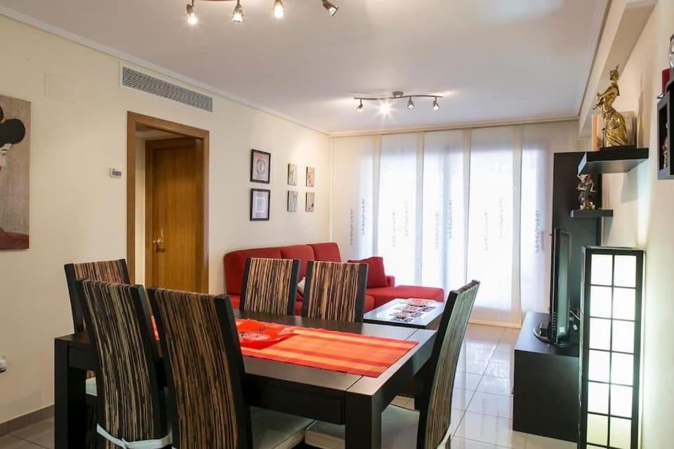 Living room, Seating area, Dining area