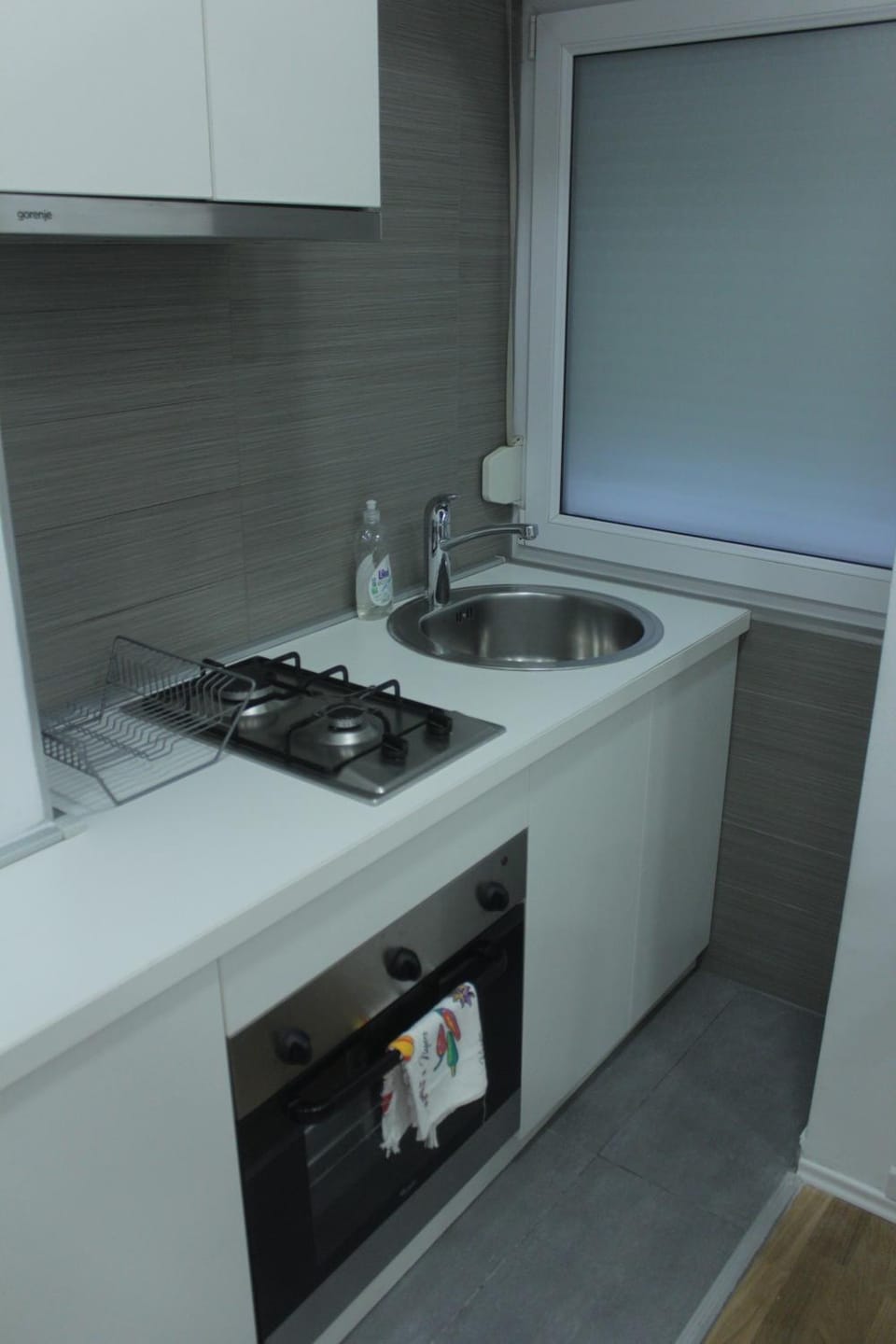Kitchen or kitchenette, pet friendly, stove