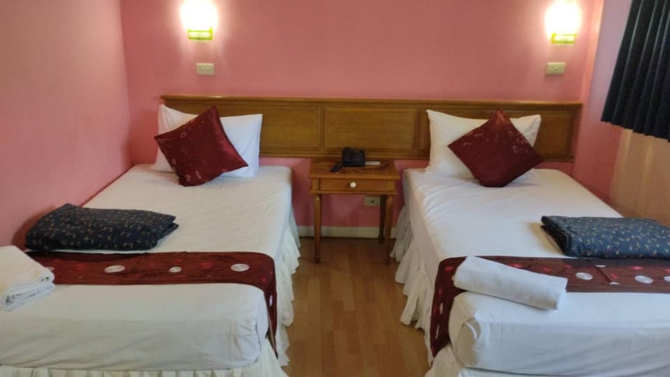 Bed, Photo of the whole room