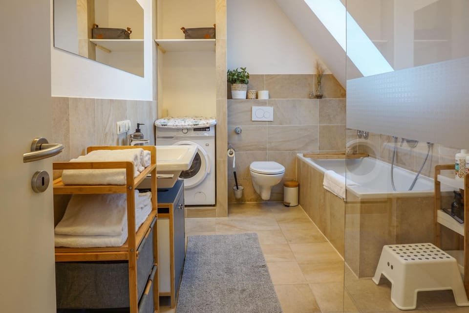 Shower, Toilet, Bathroom, Bath, washing machine
