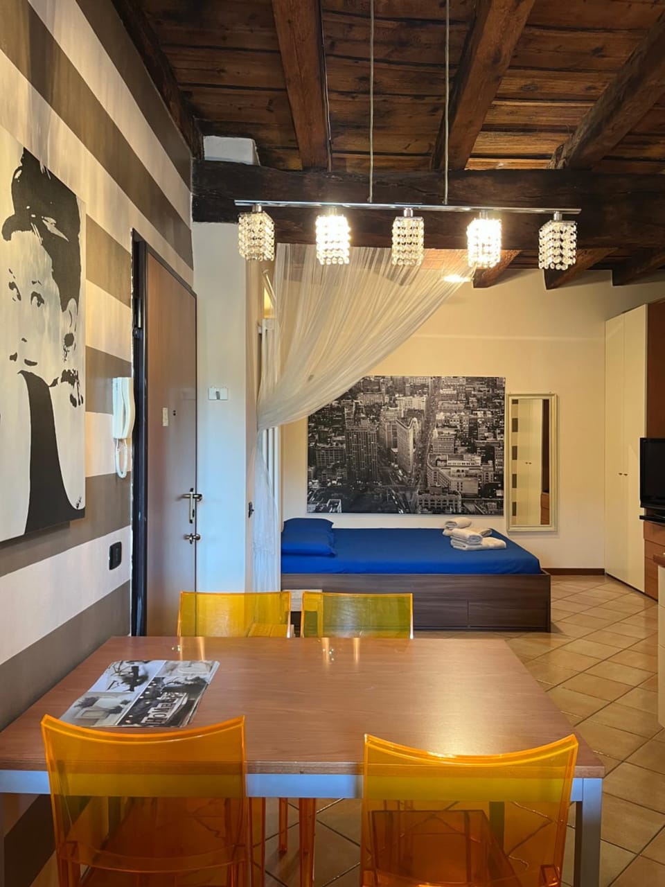 Living room, Seating area, Bedroom