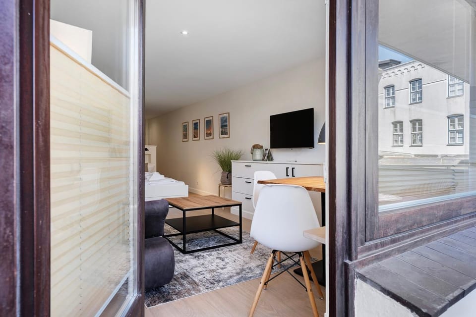 Property building, Living room