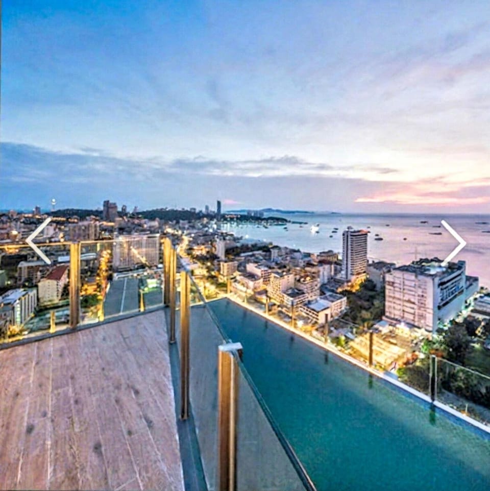 One bedroom Condo with pool view at The Base near Central Festival Pattaya House in Pattaya City