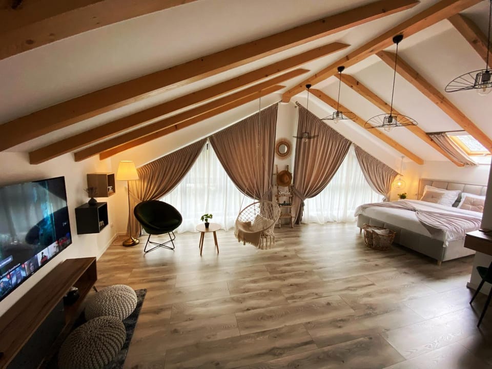 QUEEN’S HEART GUESTHOUSE Apartment in Bran