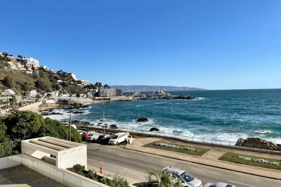 Nearby landmark, Off site, Beach