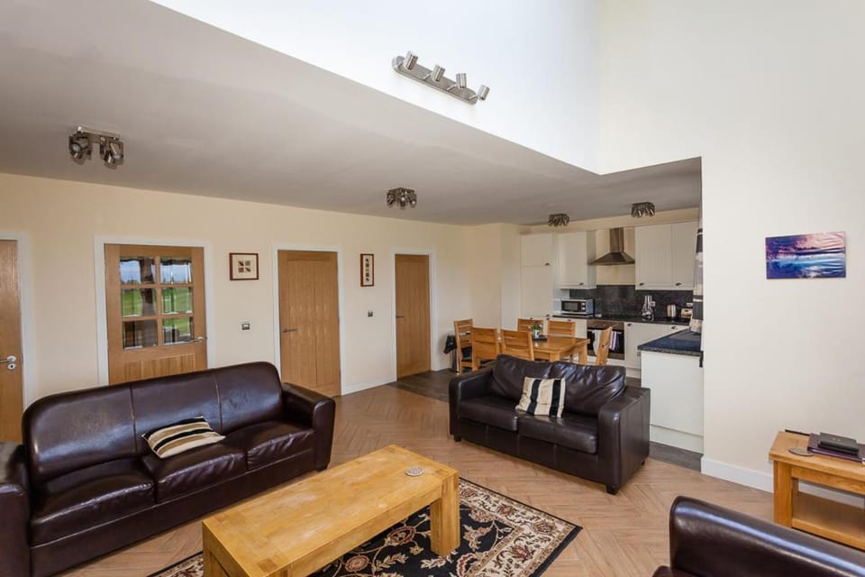 2 Eden at Williamscraig Holiday Cottages Apartment in Scotland