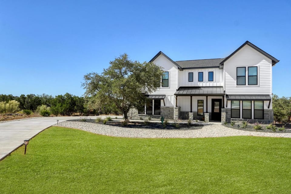 Here Comes the Sun House in Canyon Lake