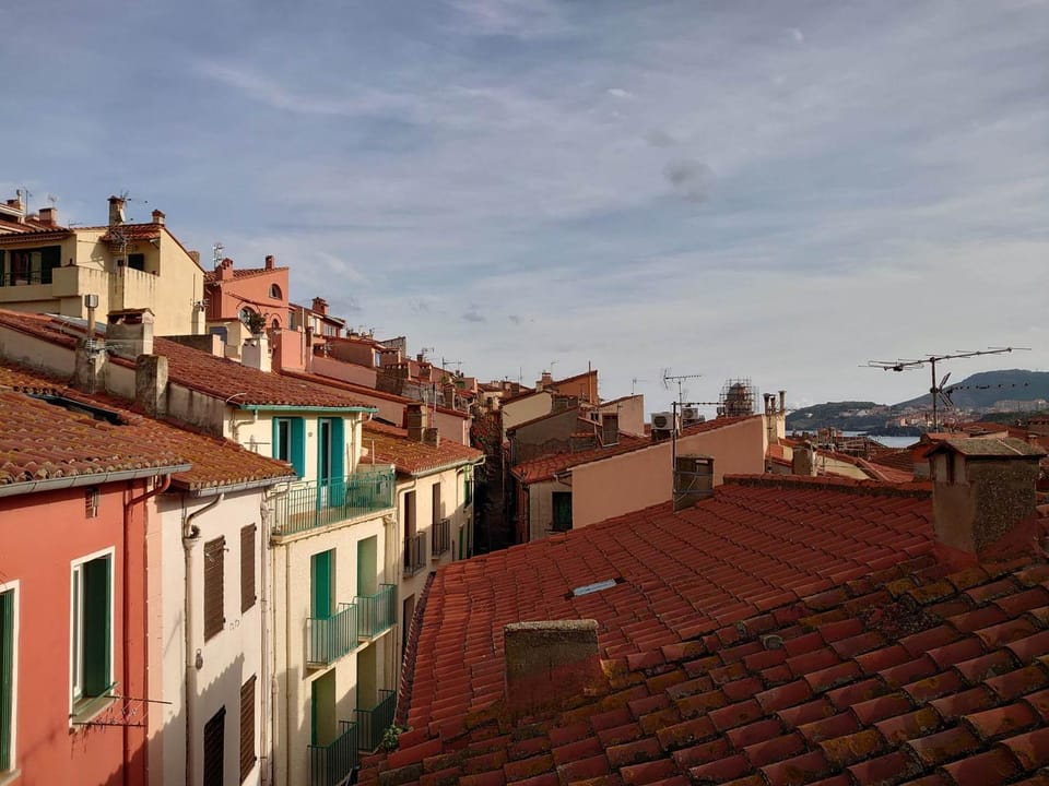 Balcony/Terrace, City view