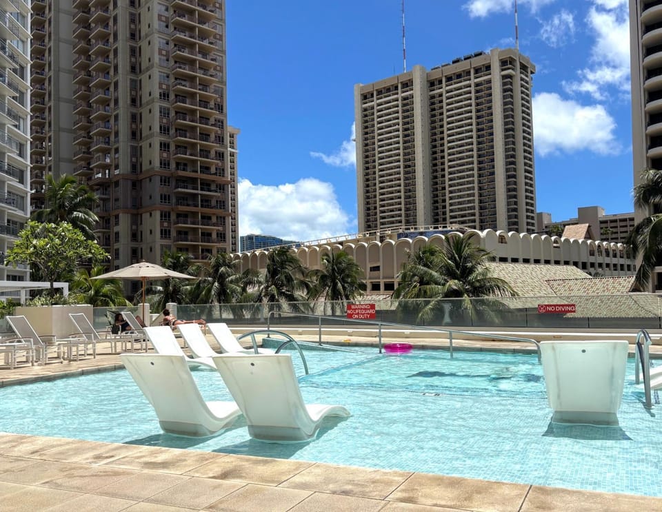Pool view, Swimming pool