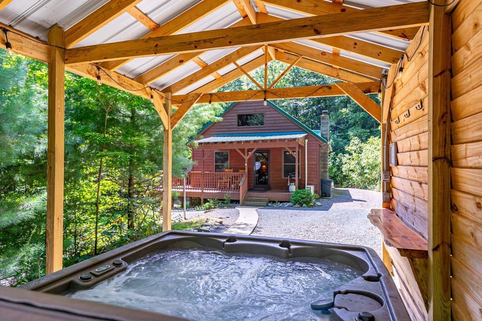 Blue Flower Cabin Cabin in Watauga