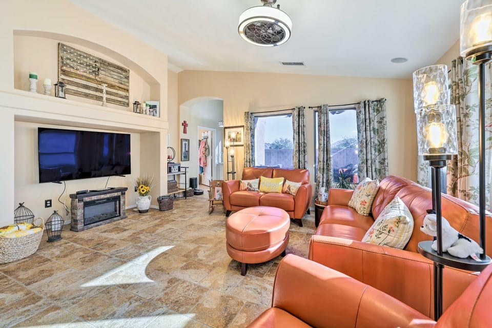 Close to Golf & Hikes! Goodyear Retreat w/ Pool House in Goodyear