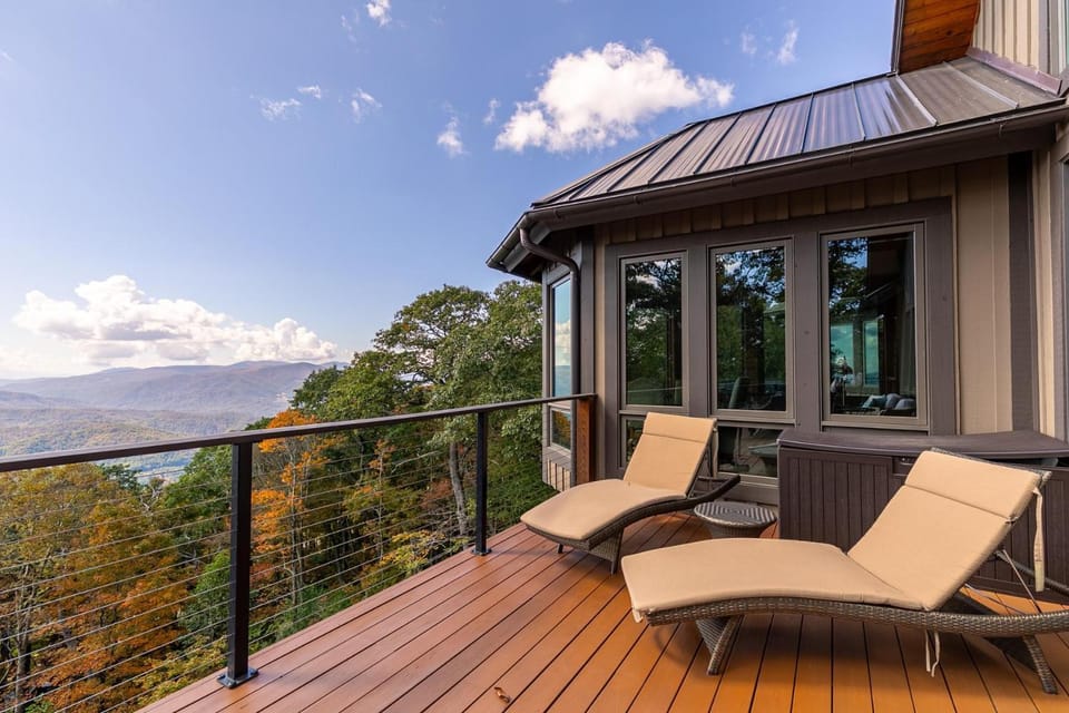 Heavenly Daze at Eagles Nest House in Beech Mountain