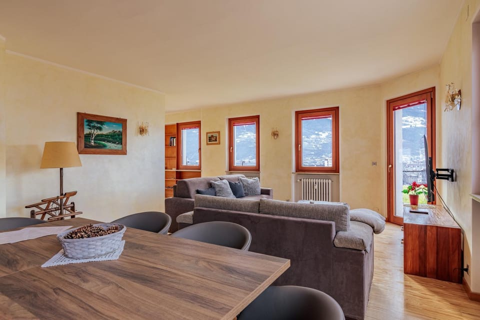 Attico esclusivo Teatro Romano Apartment in Aosta