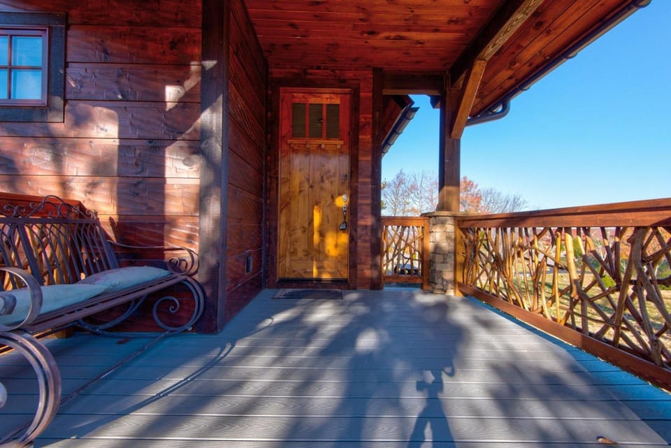 Northern Exposure at Eagles Nest House in Beech Mountain