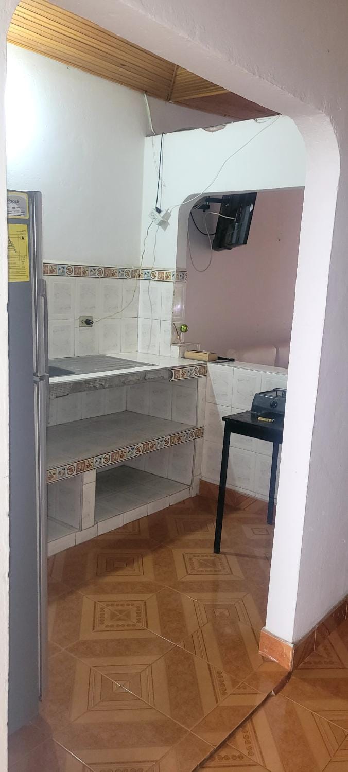 Kitchen or kitchenette, Communal kitchen