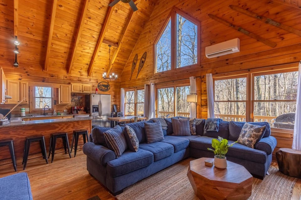 Adventure Creek House in Brushy Fork