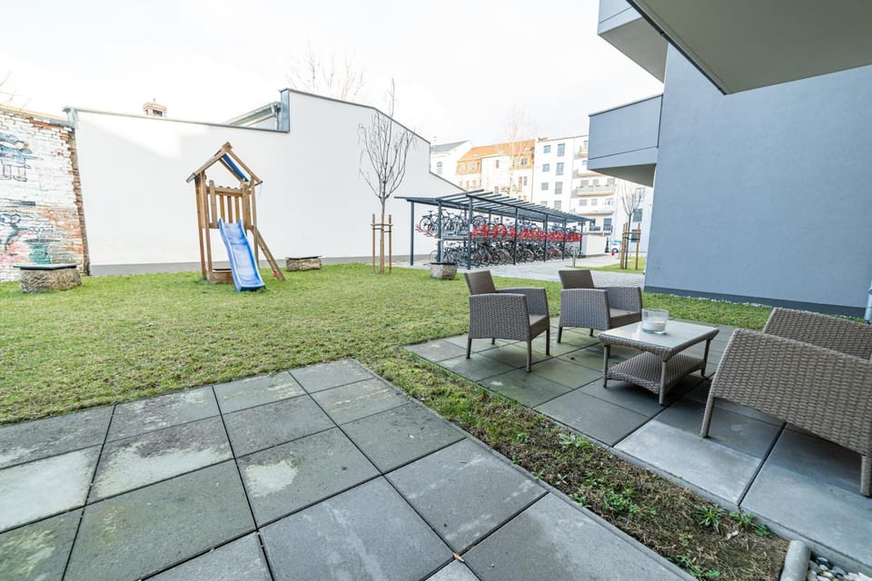 FullHouse - Dresden - A6 - Washing Machine - Terrace - Nespresso Apartment in Dresden-Neustadt