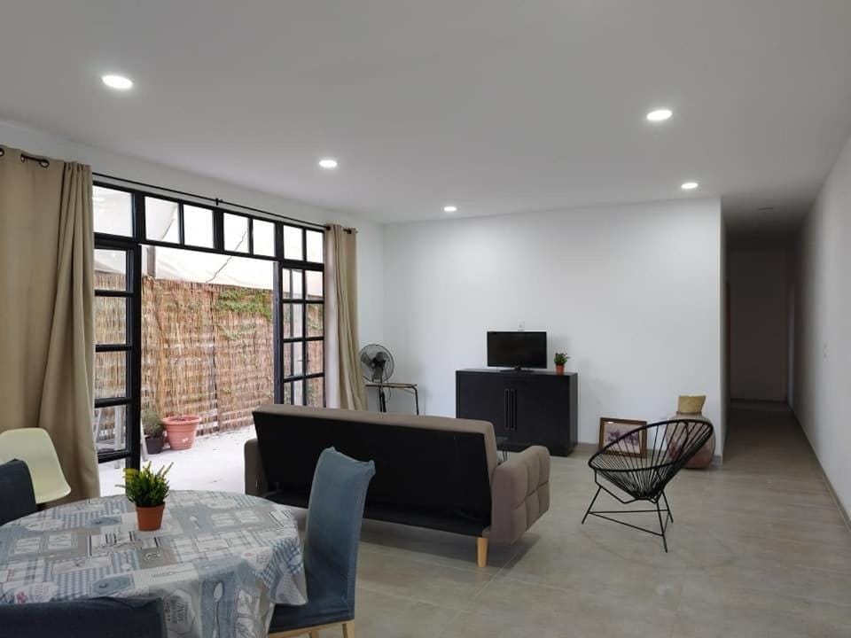 Amplio departamento CASA MANGO House in State of San Luis Potosi