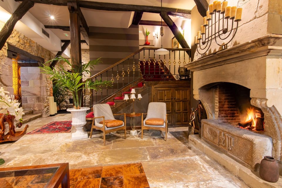 Living room, fireplace