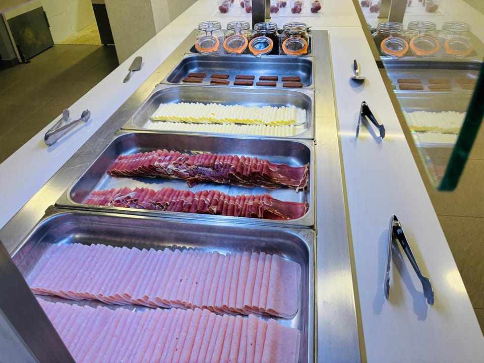 Buffet breakfast