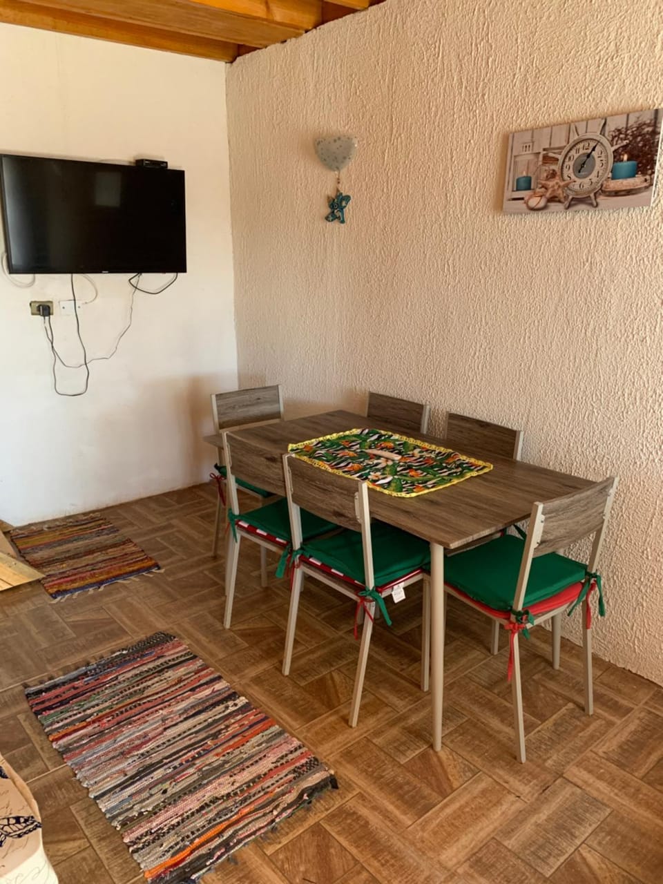 Communal lounge/ TV room, Dining area
