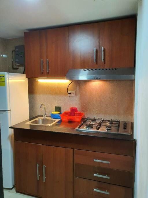 R.1111 Estudio ejecutivo, práctico, en el centro. Apartment in Panama City, Panama
