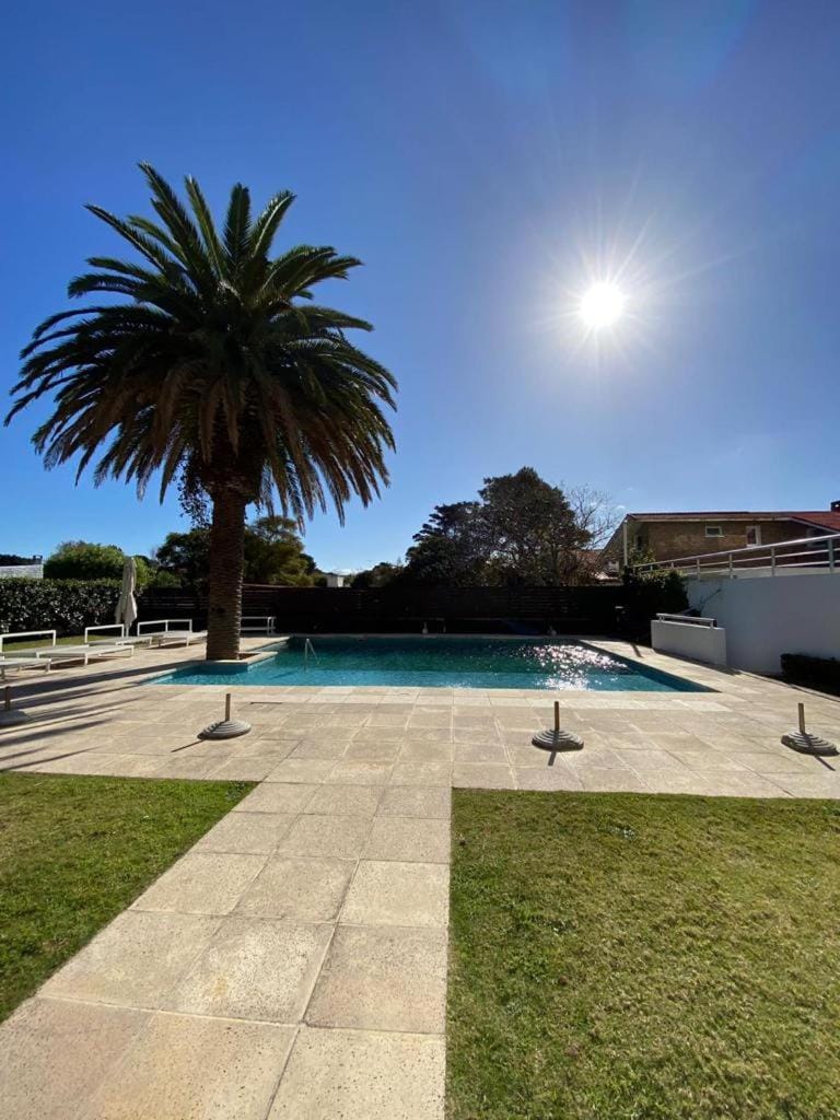 Garden, Swimming pool