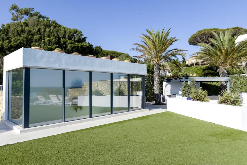 Property building, Day, Garden, Garden view