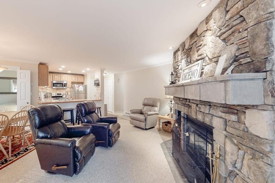 Vermont's Finest - Brookhaven F4 Apartment in Ludlow