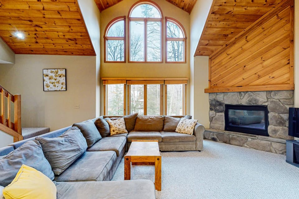 Wooded Wonder House in Dover