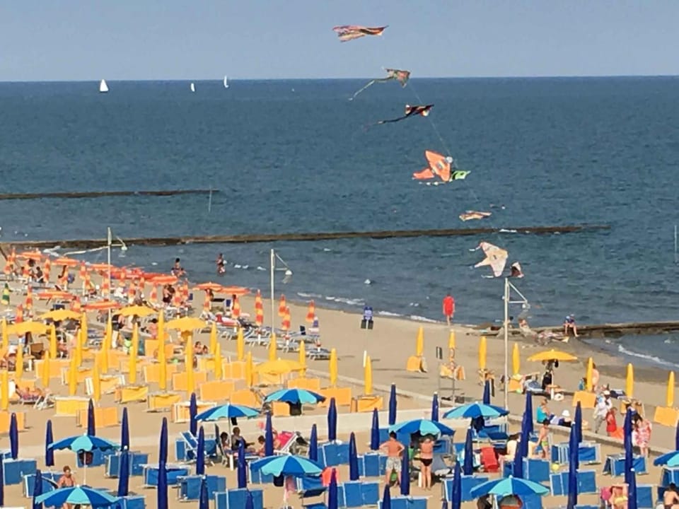 Nearby landmark, Summer, Beach