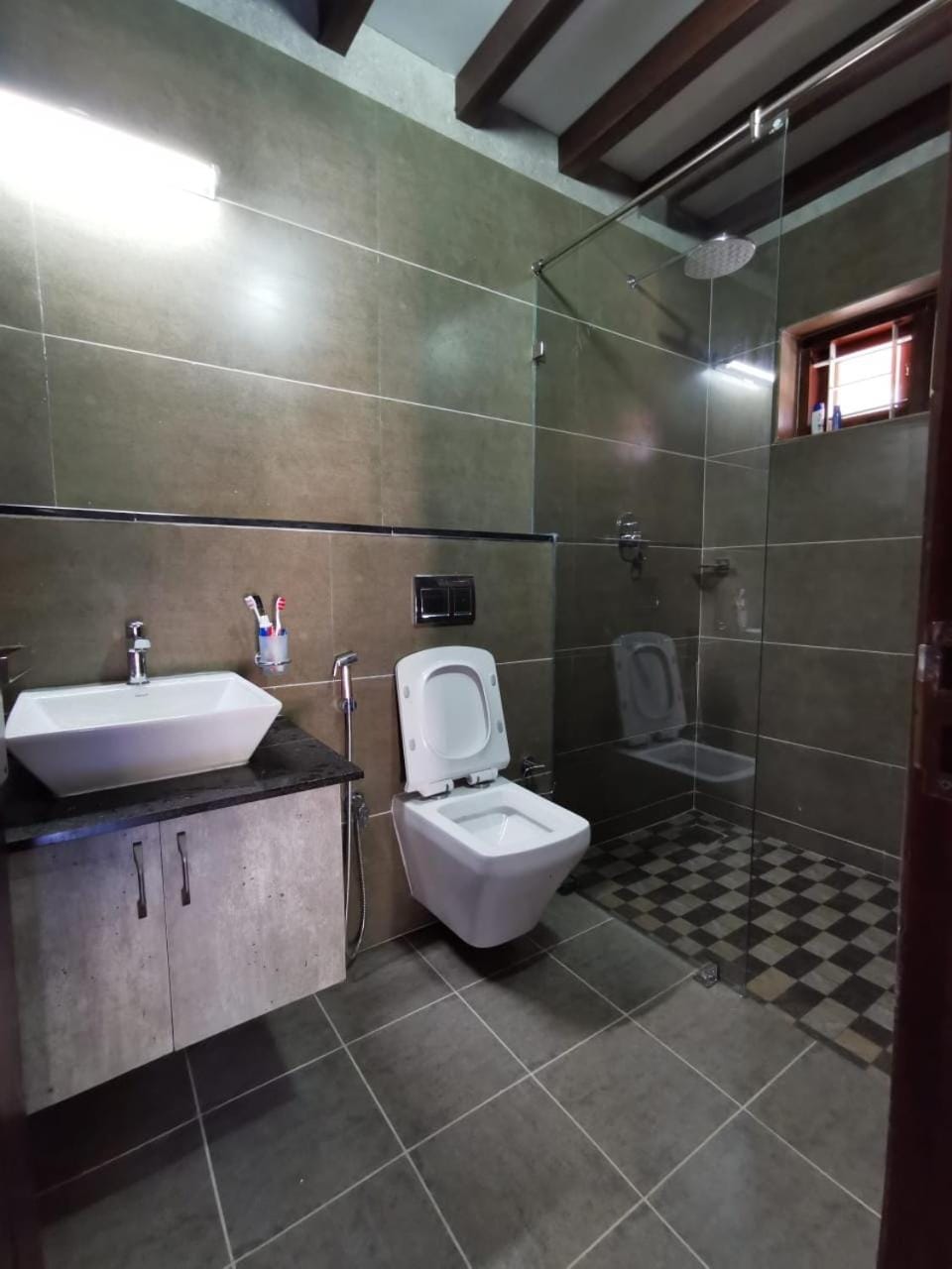 Shower, Toilet, Bathroom