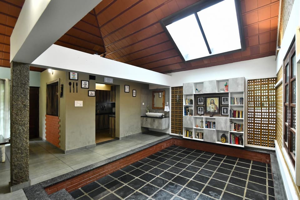 Inner courtyard view
