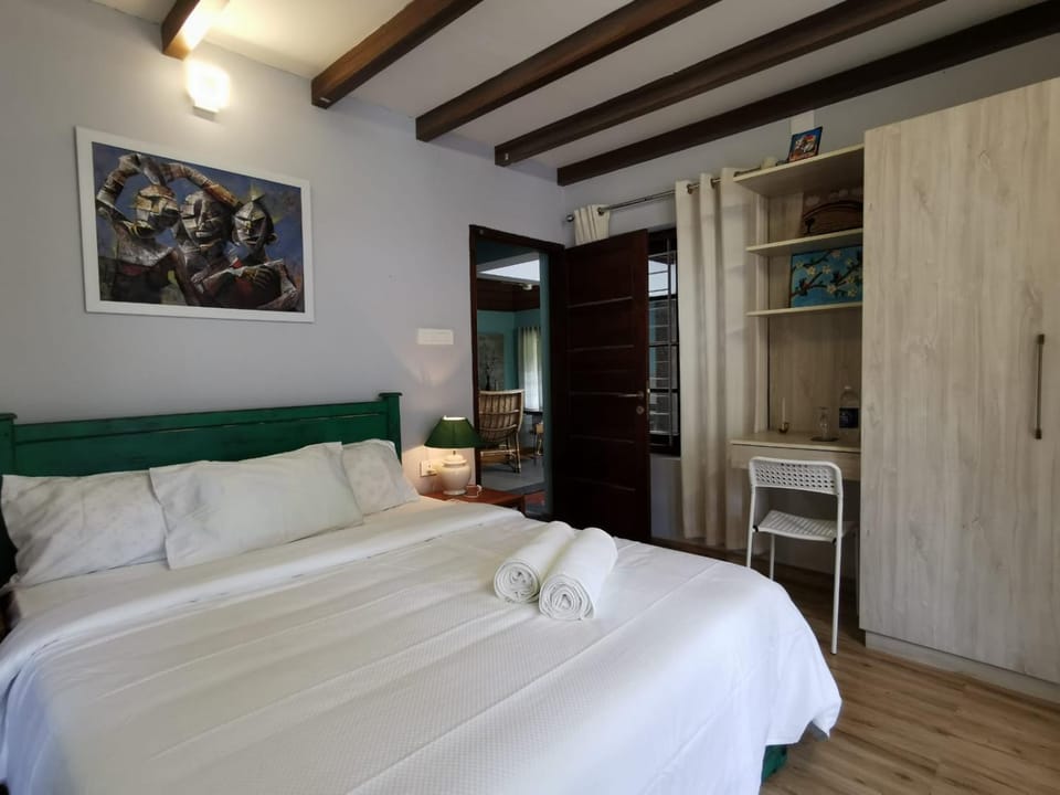 Bed, Bedroom