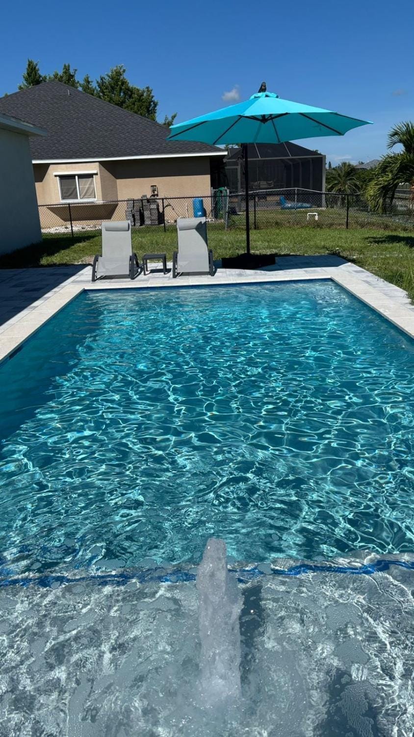 New house with canal view in Cape Coral House in Cape Coral