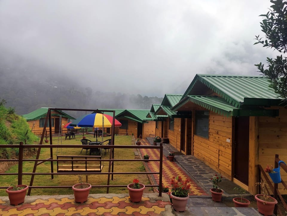 Property building, Natural landscape, Mountain view