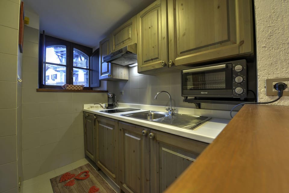 Coeur Blanc Apartment in Aosta Valley, Italy
