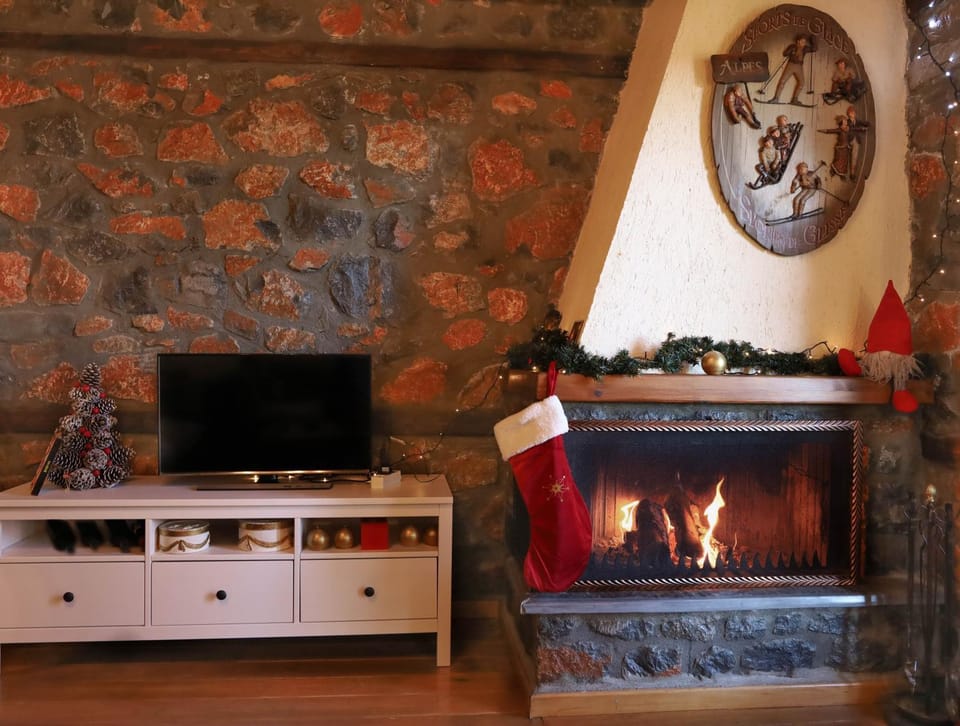 TV and multimedia, Living room, flat iron