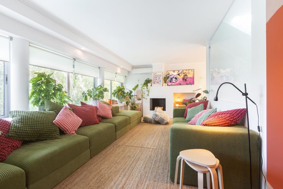 Communal lounge/ TV room, Living room, Seating area