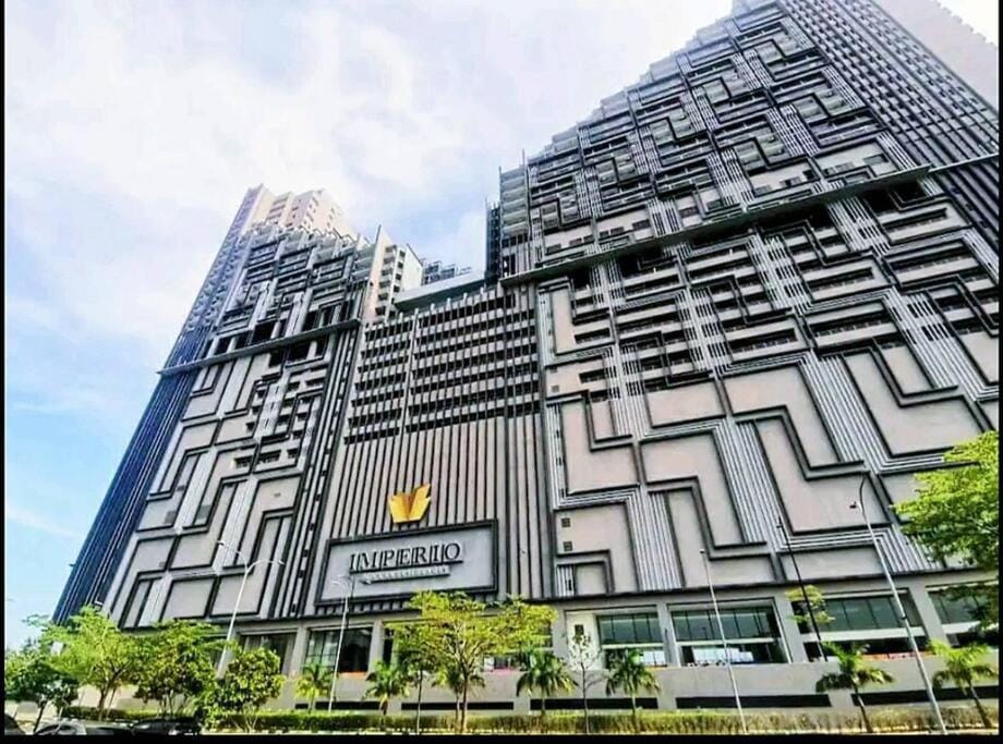 FullySeaView#2Bedrooms#Netflix#FreeParking#PrivateBathtub#RoomWithBalcony#ImperioResidence Apartment in Malacca