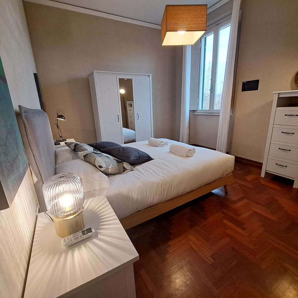 Bed, Photo of the whole room, Bedroom, towels, wardrobe