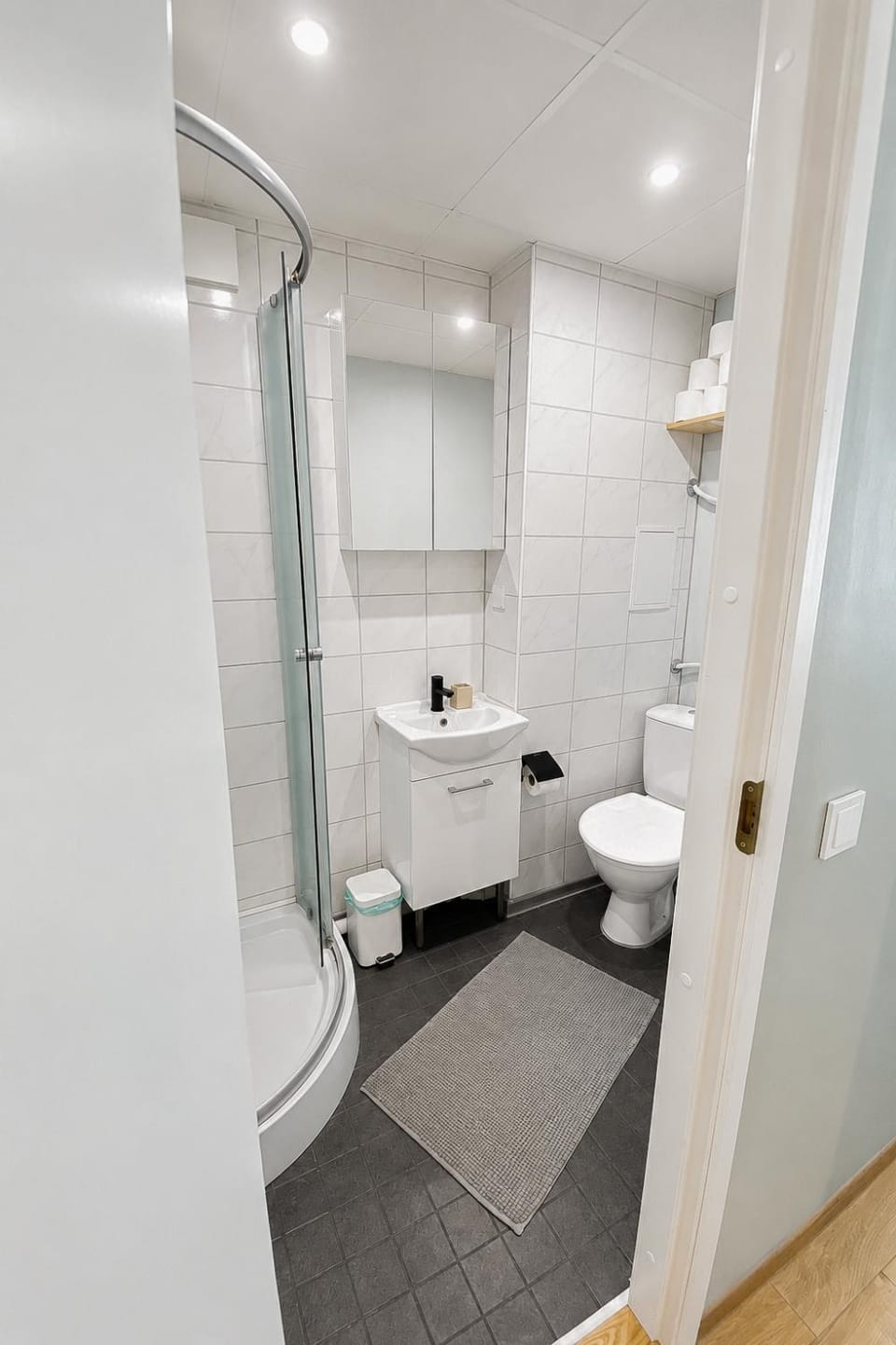 Toilet, Bathroom
