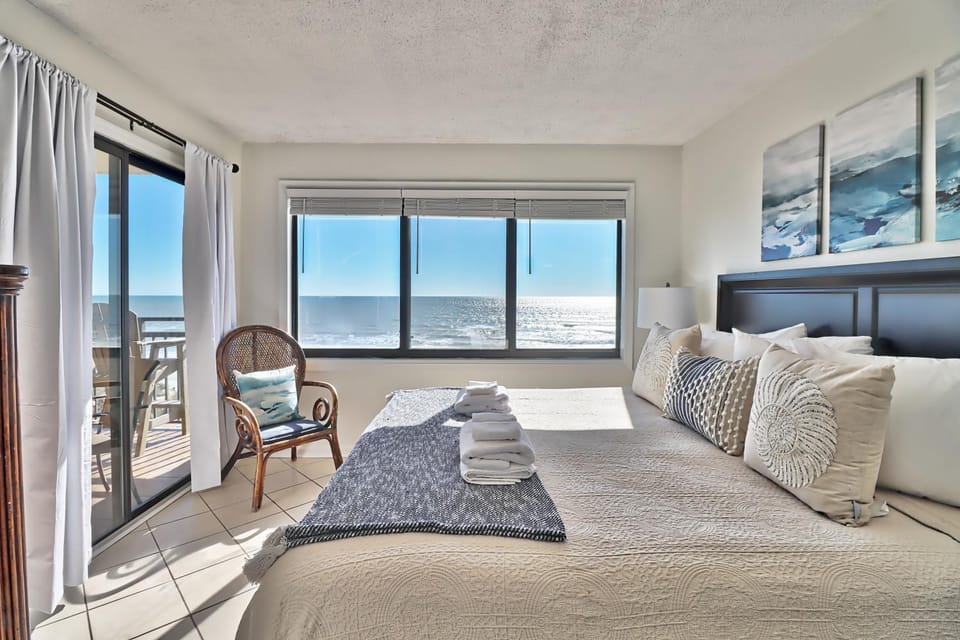 Bedroom, Sea view