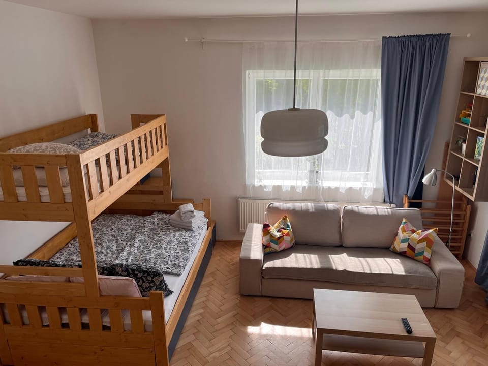 Bed, Bedroom, bunk bed